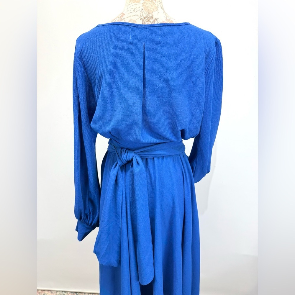 MEGHAN L.A. Royal blue long sleeve faux wrap FABULOUS LILYPAD midi dress size L. - Picture 8 of 16